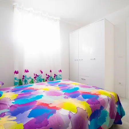 Apartment Magenta, Terrace, Free Parking