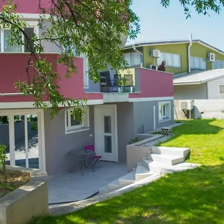 Apartment Magenta, Terrace, Free Parking