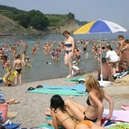 Magenta, Terrace, Free Parking