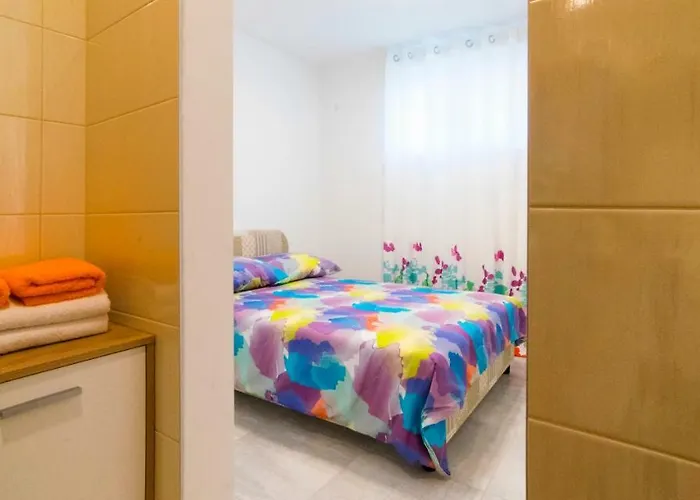 Magenta, Terrace, Free Parking 公寓 伊佐拉